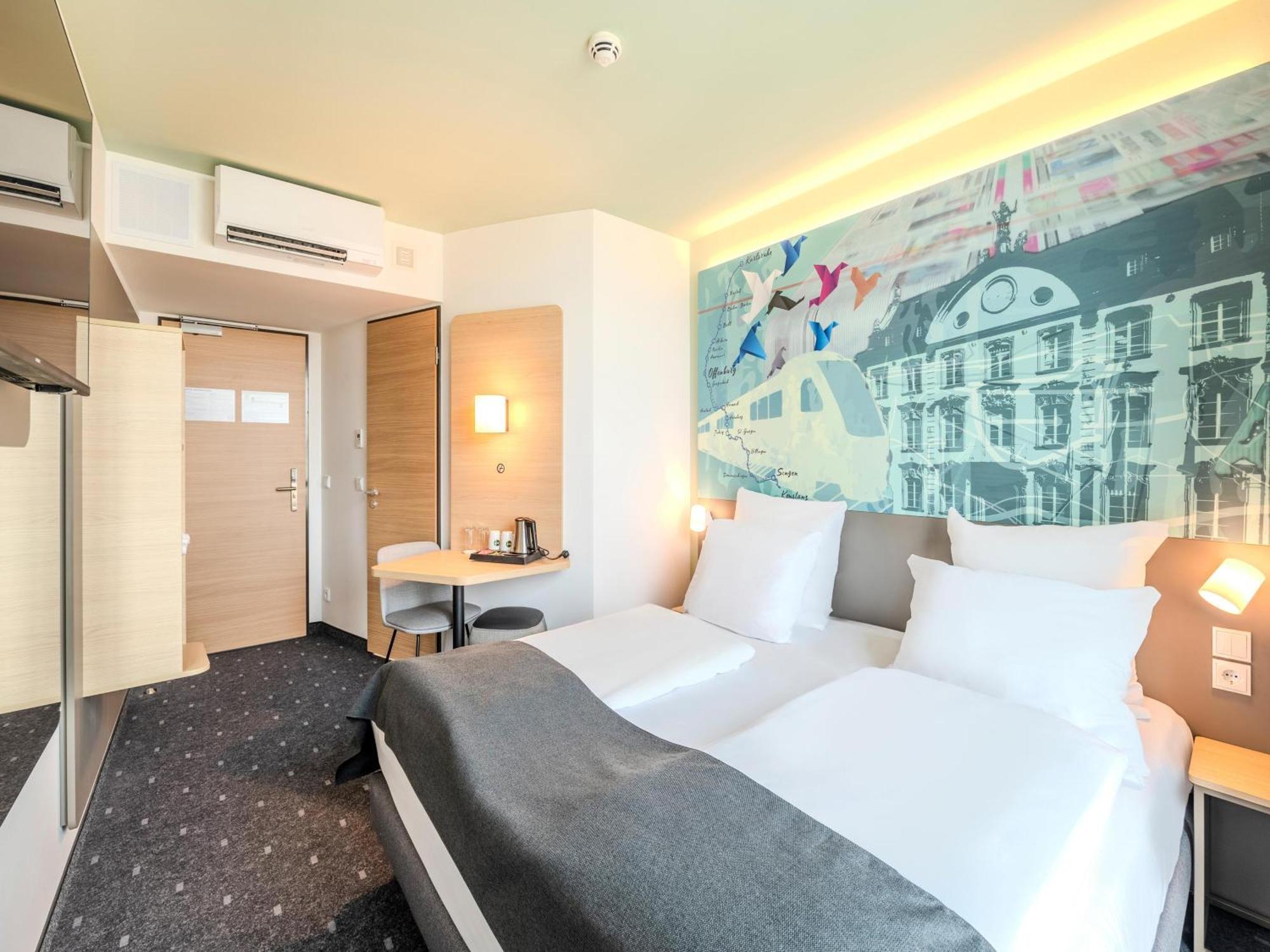 B&B Hotel Offenburg-Hbf Eksteriør billede