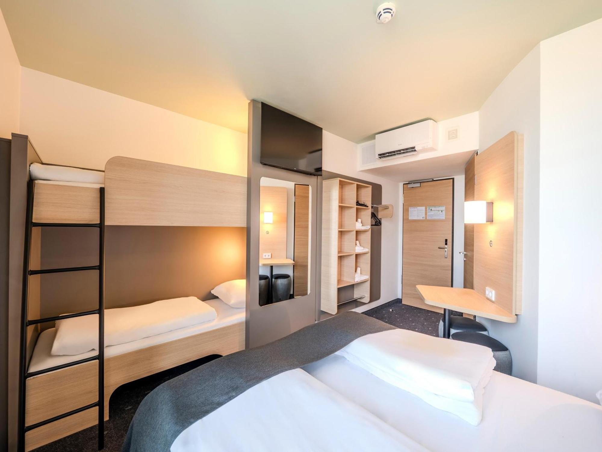 B&B Hotel Offenburg-Hbf Eksteriør billede